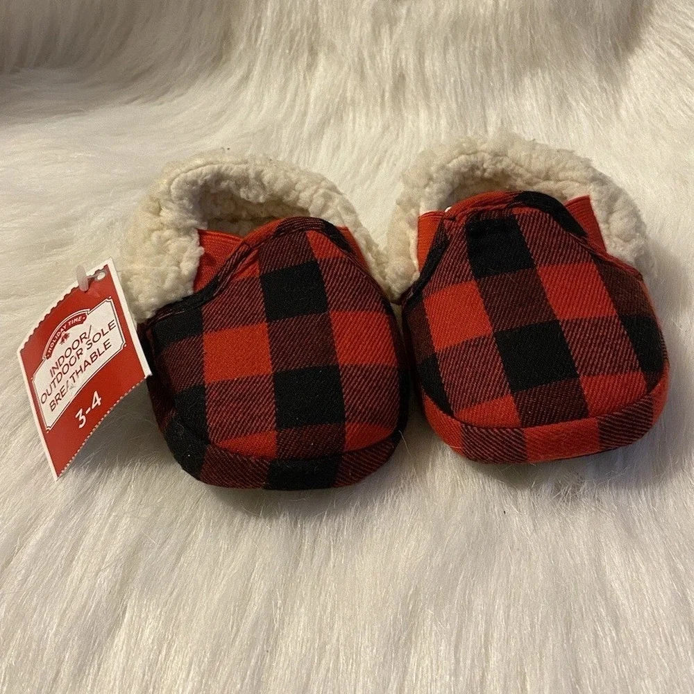 Holiday Time Slippers Infant Baby Size 3-4 Red Plaid Slip On Shoes Lightweight